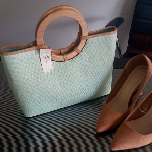 LOFT Handbags - Aqua handbag with wooden handles